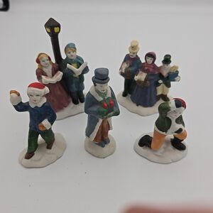 Lot Of 5 Vintage Ceramic Christmas Holiday Village People